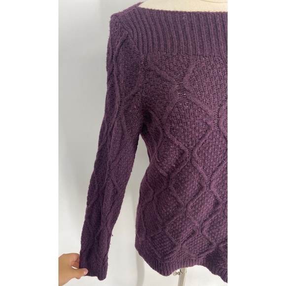 Ann Taylor Loft Cable Knit Long Sleeve Sweater - Picture 3 of 8
